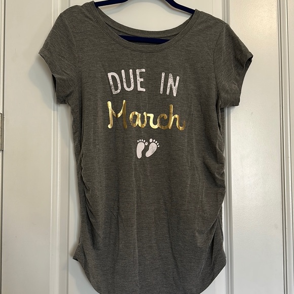 Due in March t shirt, size M - Picture 1 of 2